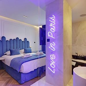 Kamer met een Queen Size Bed